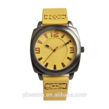 Montre pour hommes de style militaire Curren étanche à quartz pour hommes, véritable montre-bracelet en PU militaire